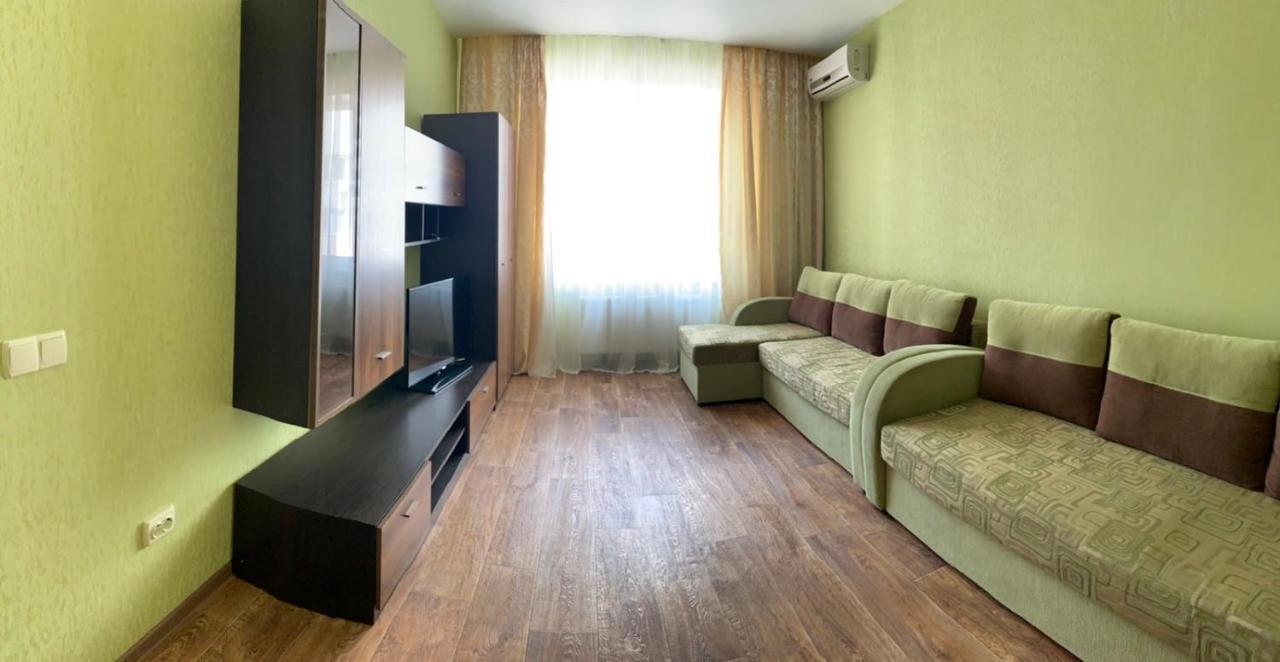 Квартира В Новострое Apartamento Odessa Exterior foto