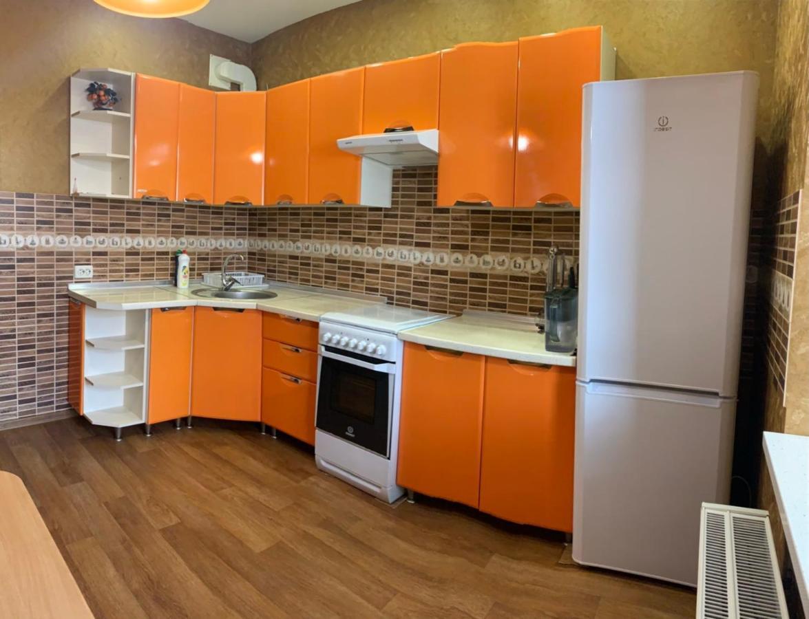 Квартира В Новострое Apartamento Odessa Exterior foto